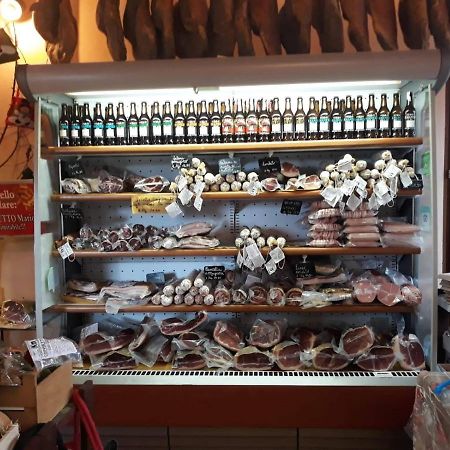 Agriturismo Il Pappamerlo Pila  Екстериор снимка